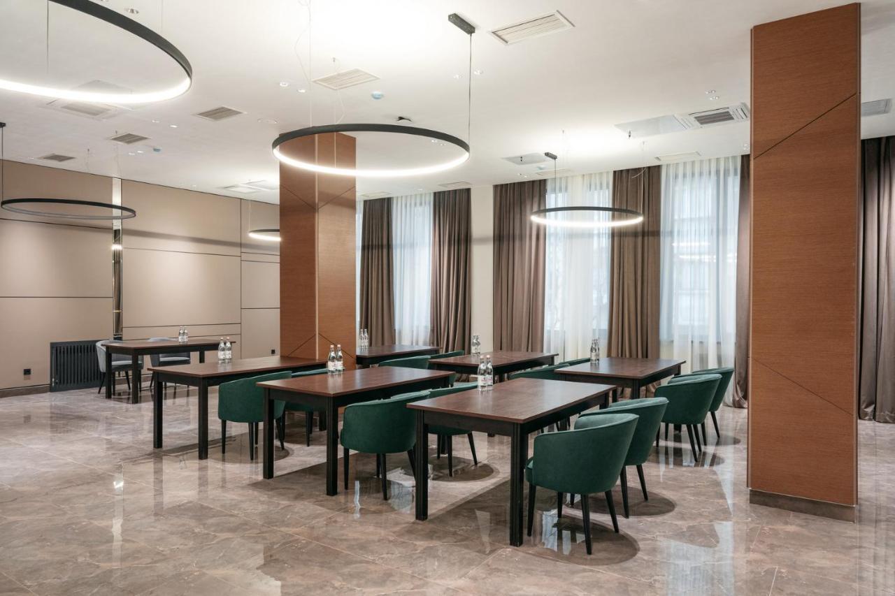 Raavah Otel 4*